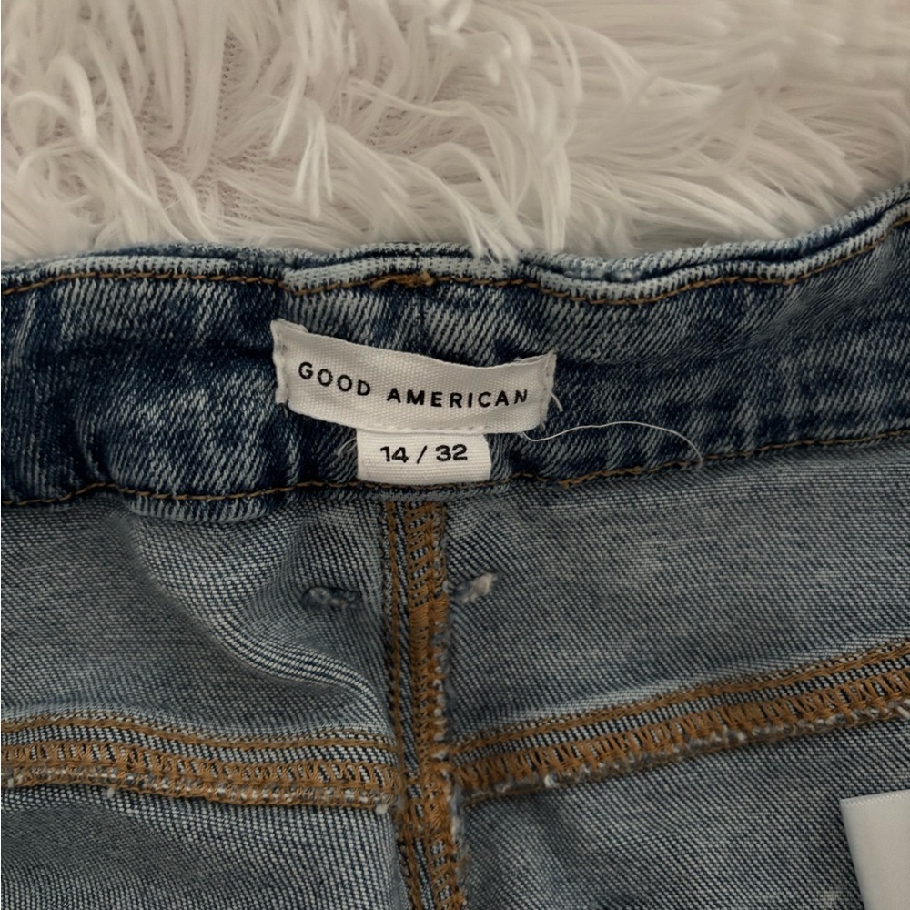 Good American Blue Jeans Classic Denim with Contrast Stitching